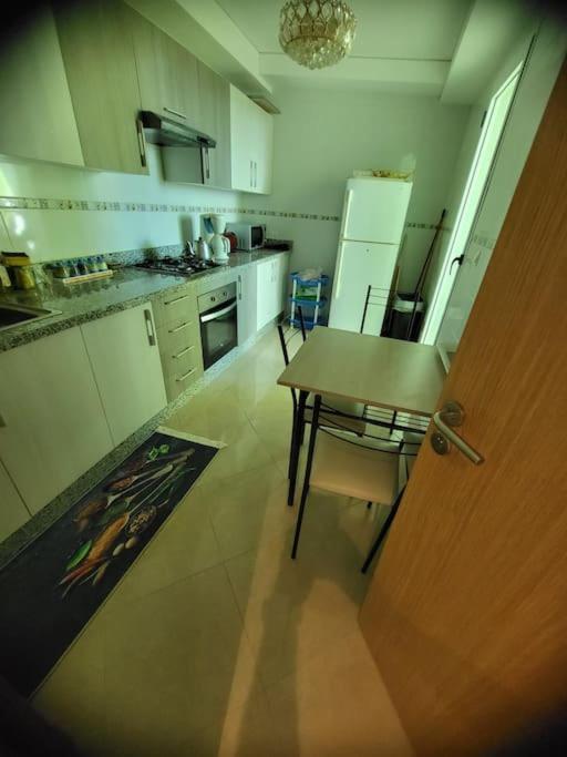 Rare Appartement De Vacances Tangeri Esterno foto