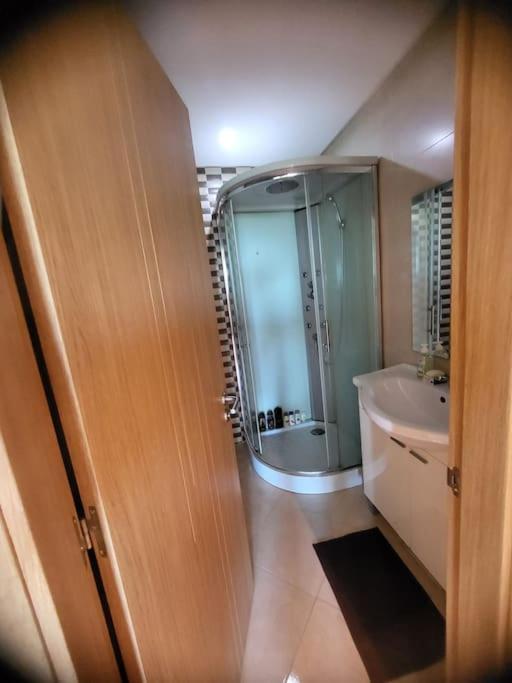 Rare Appartement De Vacances Tangeri Esterno foto